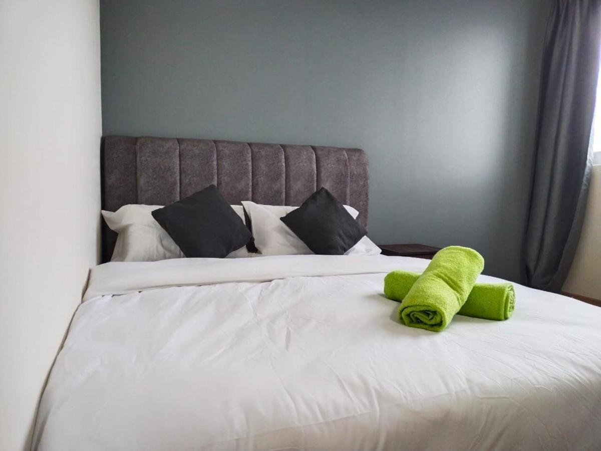 2 Bedrooms With Balcony@ Saville Cheras Bagian luar foto