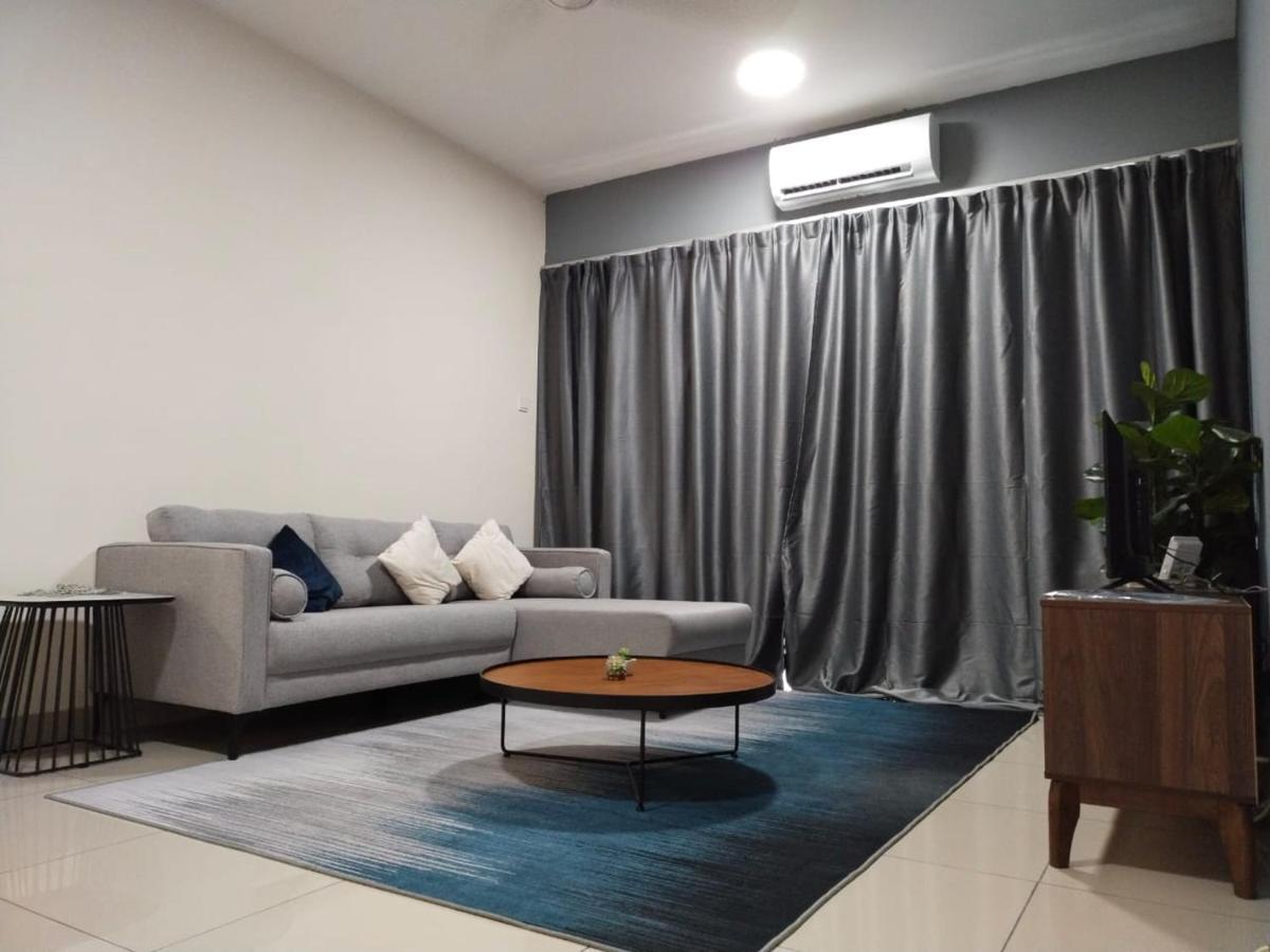 2 Bedrooms With Balcony@ Saville Cheras Bagian luar foto